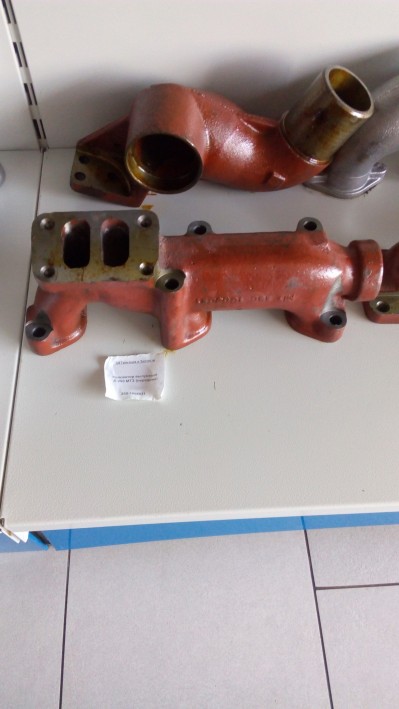 Коллектор выпускной Д-260 МТЗ (передний)