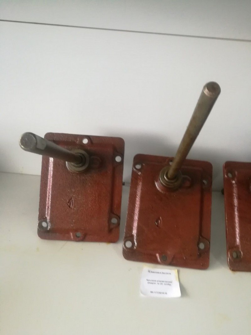 Крышка управление редукт. в сб. н/обр. — 1