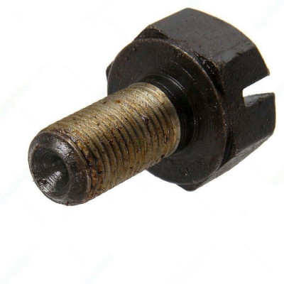 Болт крепления шестерни распредвала Д-240/260