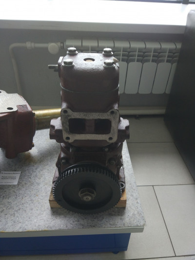 Пусковой двигатель ПД-10